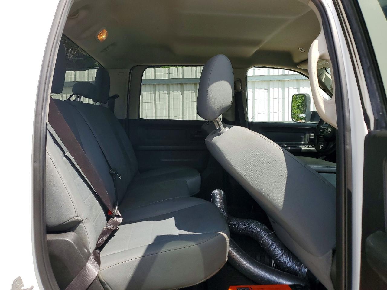 2018 RAM 3500 — Фото 10 из 12