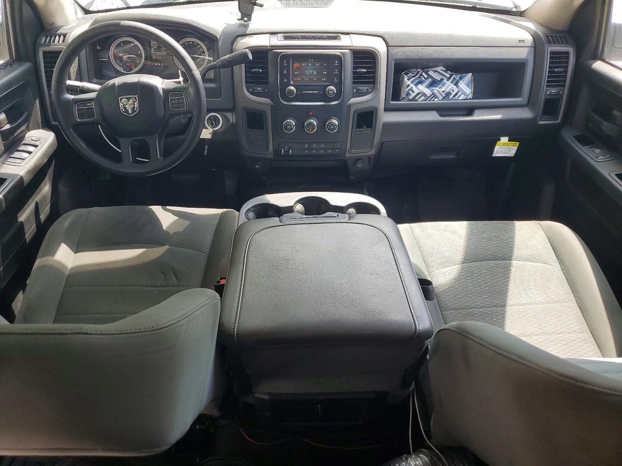 2018 RAM 3500 — Фото 8 из 12