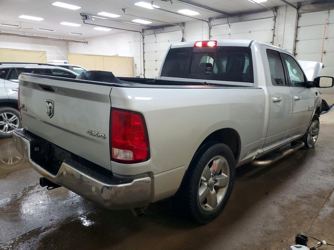 1C6RR7GG5JS310540 2018 RAM 1500 photo no. 3