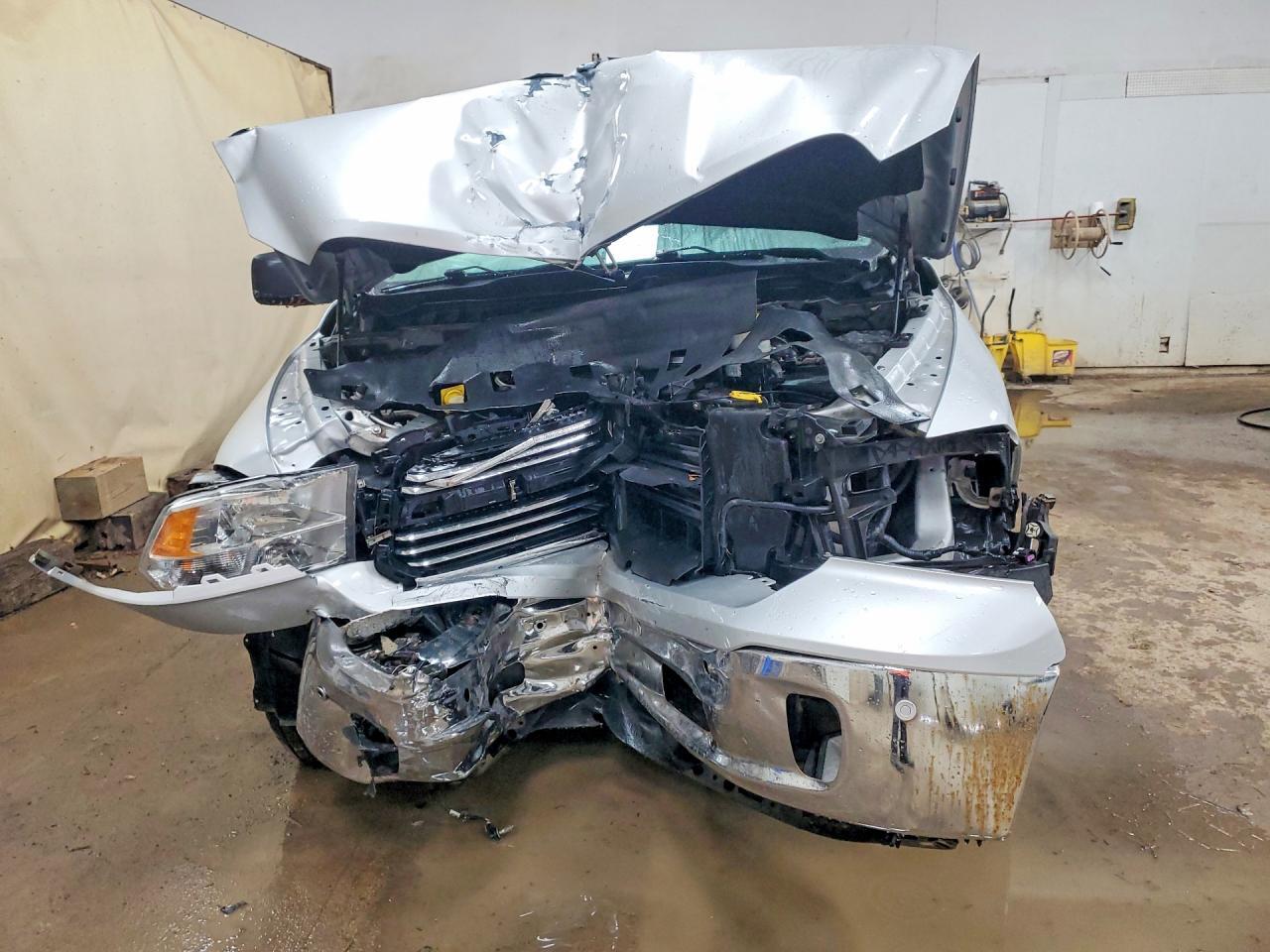 1C6RR7GG5JS310540 2018 RAM 1500 photo no. 5
