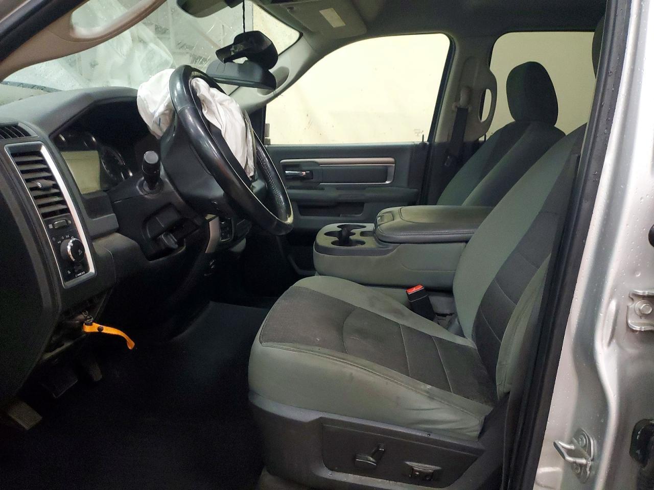 1C6RR7GG5JS310540 2018 RAM 1500 photo no. 7