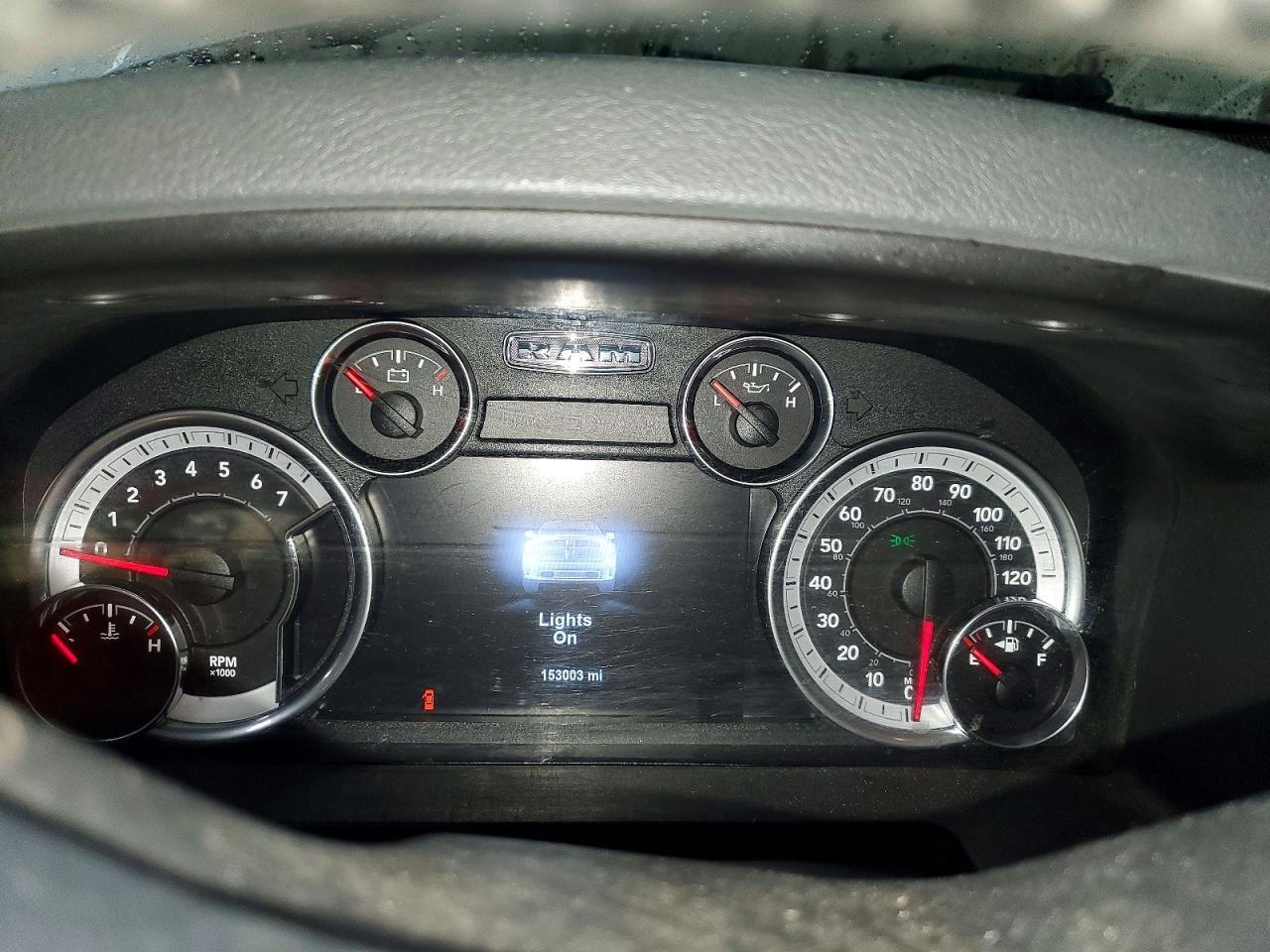 1C6RR7GG5JS310540 2018 RAM 1500 photo no. 9