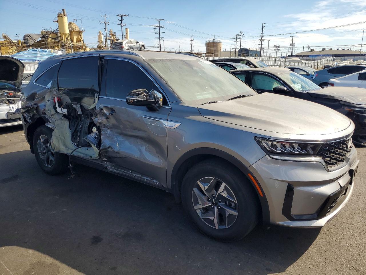 2023 KIA SORENTO EX — Фото 4 из 13