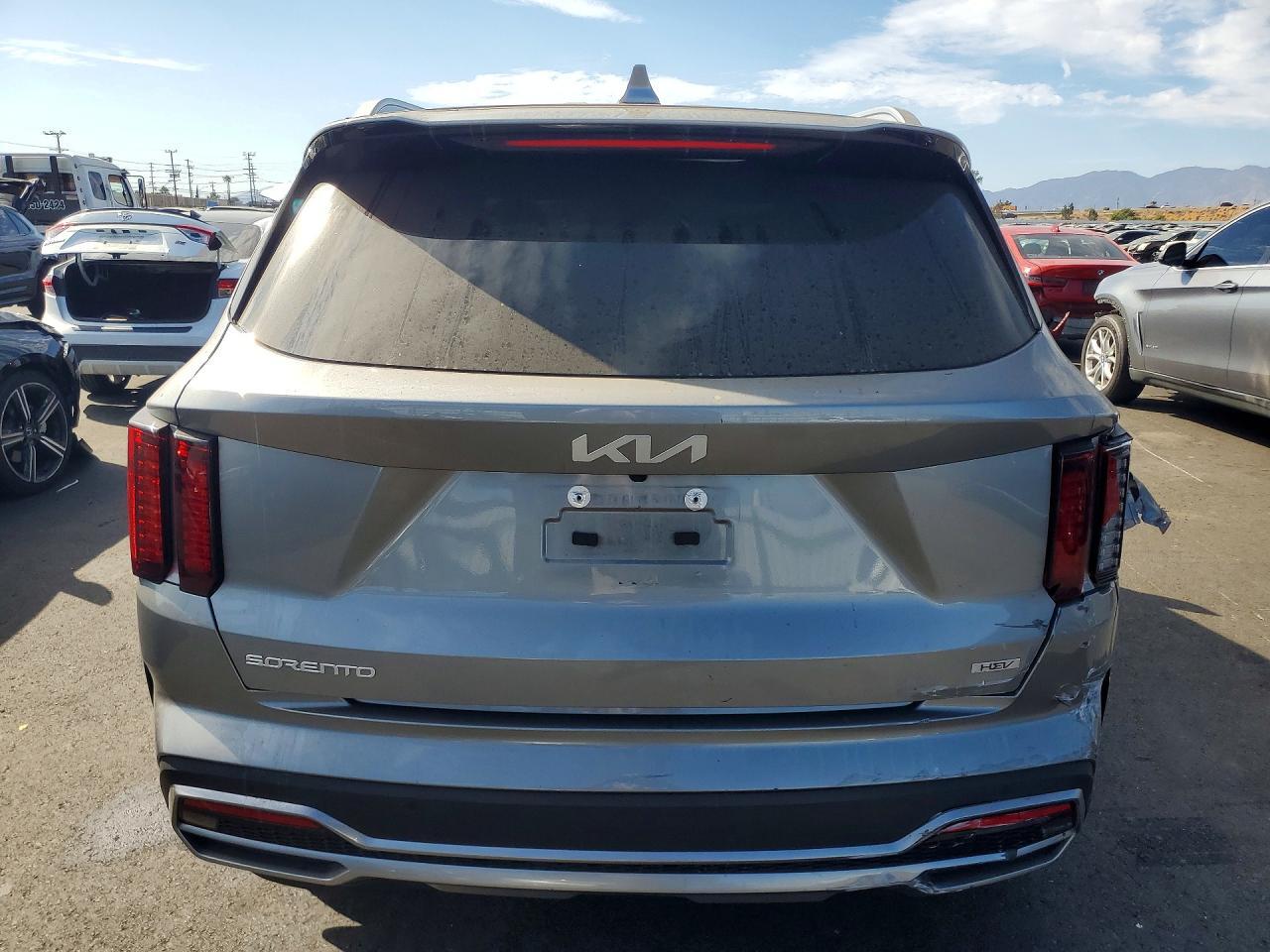 2023 KIA SORENTO EX — Фото 6 из 13