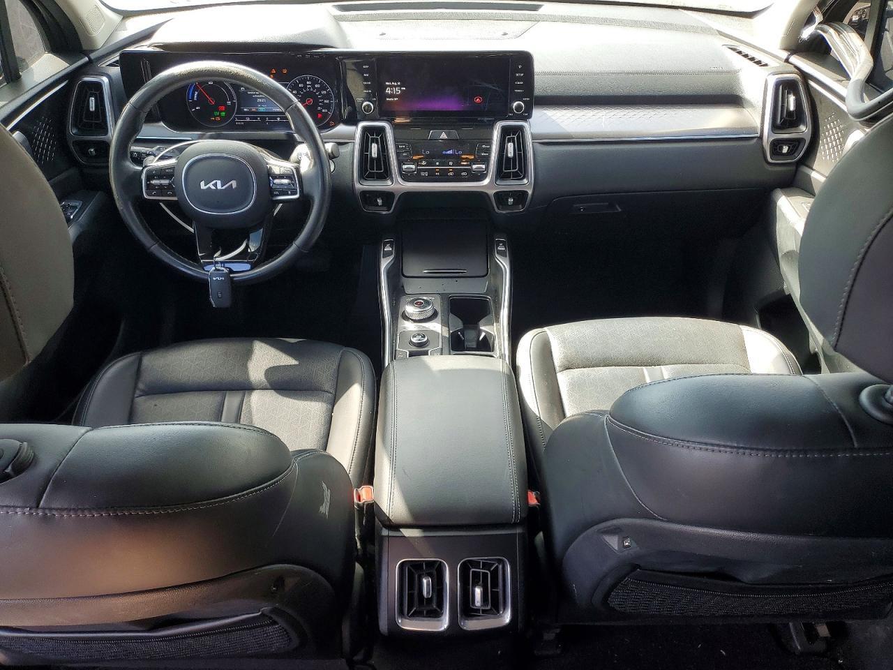 2023 KIA SORENTO EX — Фото 8 из 13