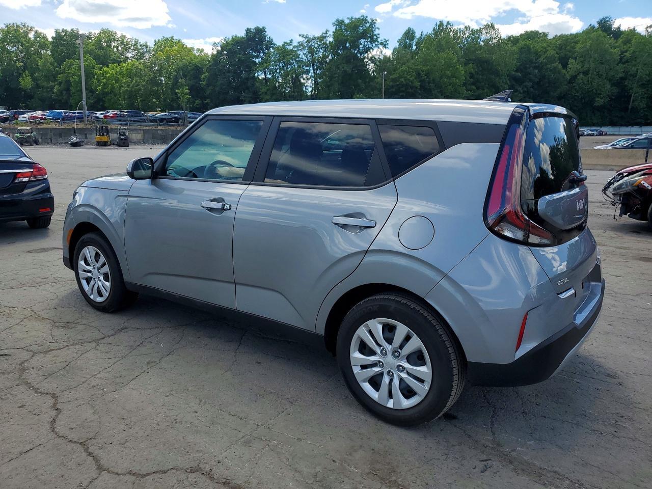 2023 KIA SOUL LX — Фото 2 из 13