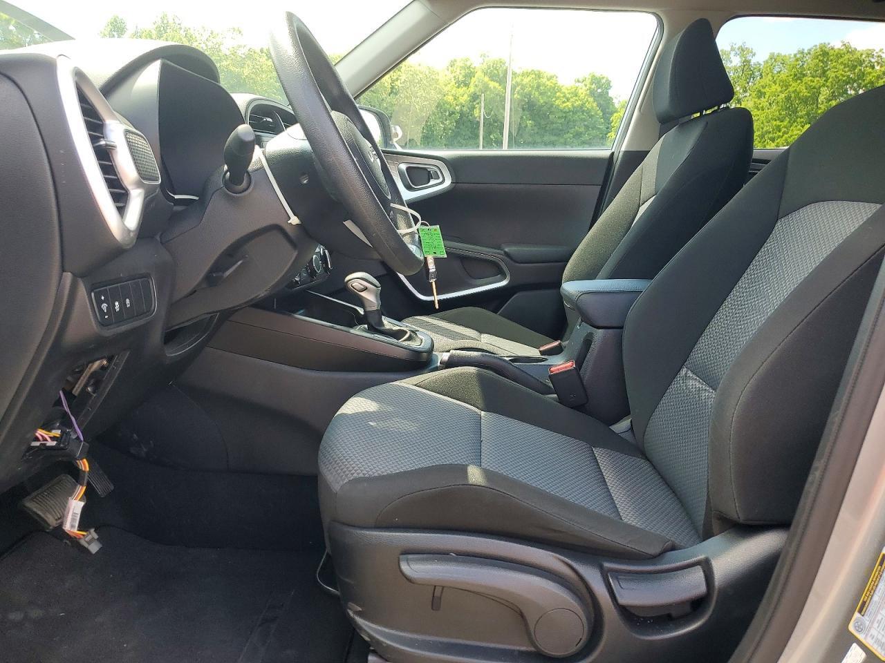 2023 KIA SOUL LX — Фото 7 из 13