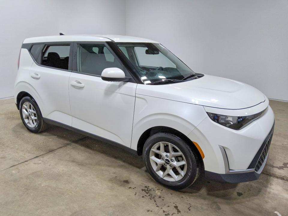 2023 KIA SOUL LX — Фото 4 из 14