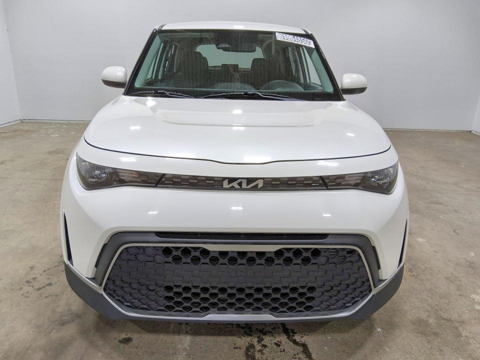 2023 KIA SOUL LX — Фото 5 из 14