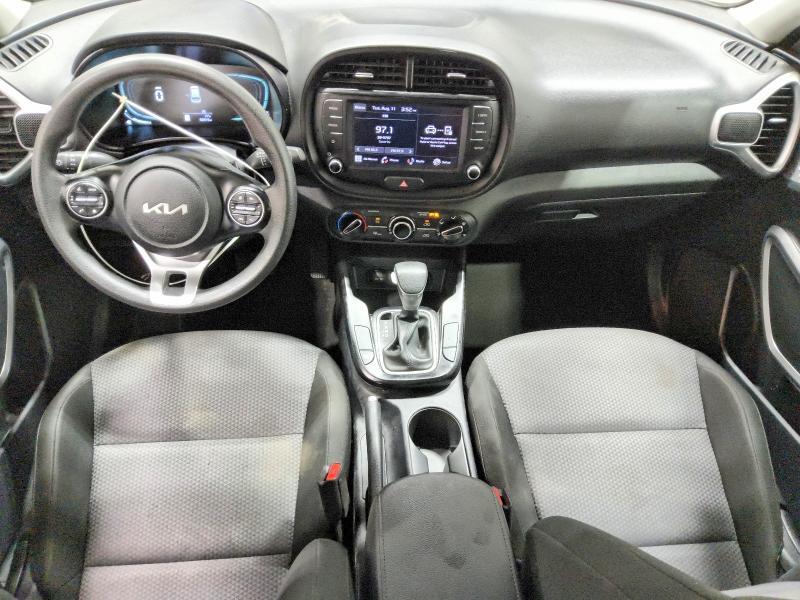 2023 KIA SOUL LX — Фото 8 из 14