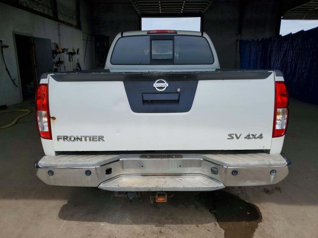 2015 NISSAN FRONTIER SV — Фото 6 из 12