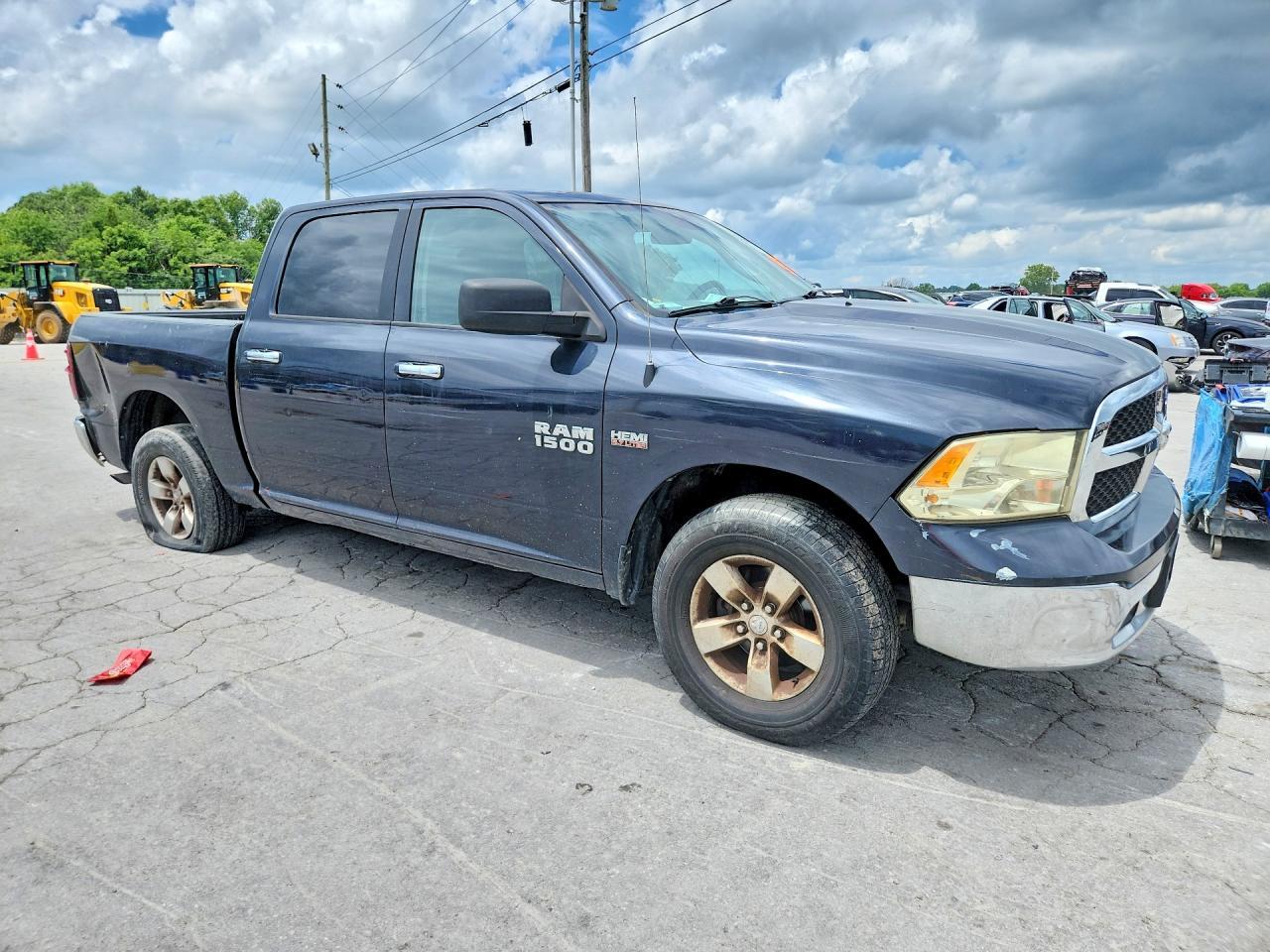 2018 RAM 1500 SLT — Фото 4 из 12