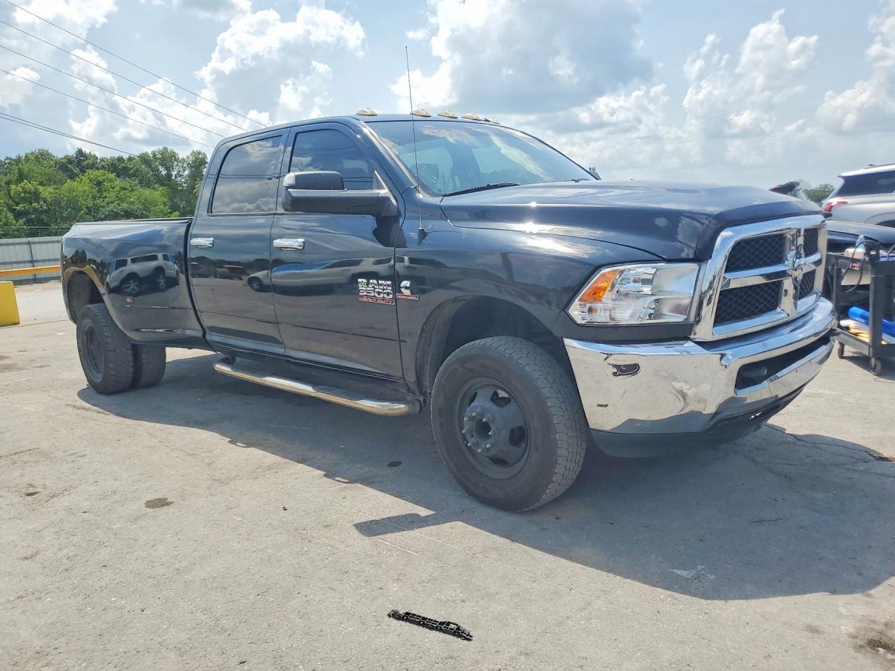 2018 RAM 3500 ST — Фото 4 из 12