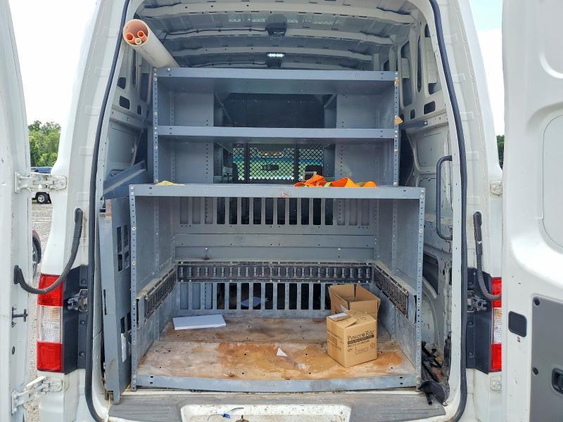 2015 NISSAN NV 3500 HD S — Фото 10 из 13