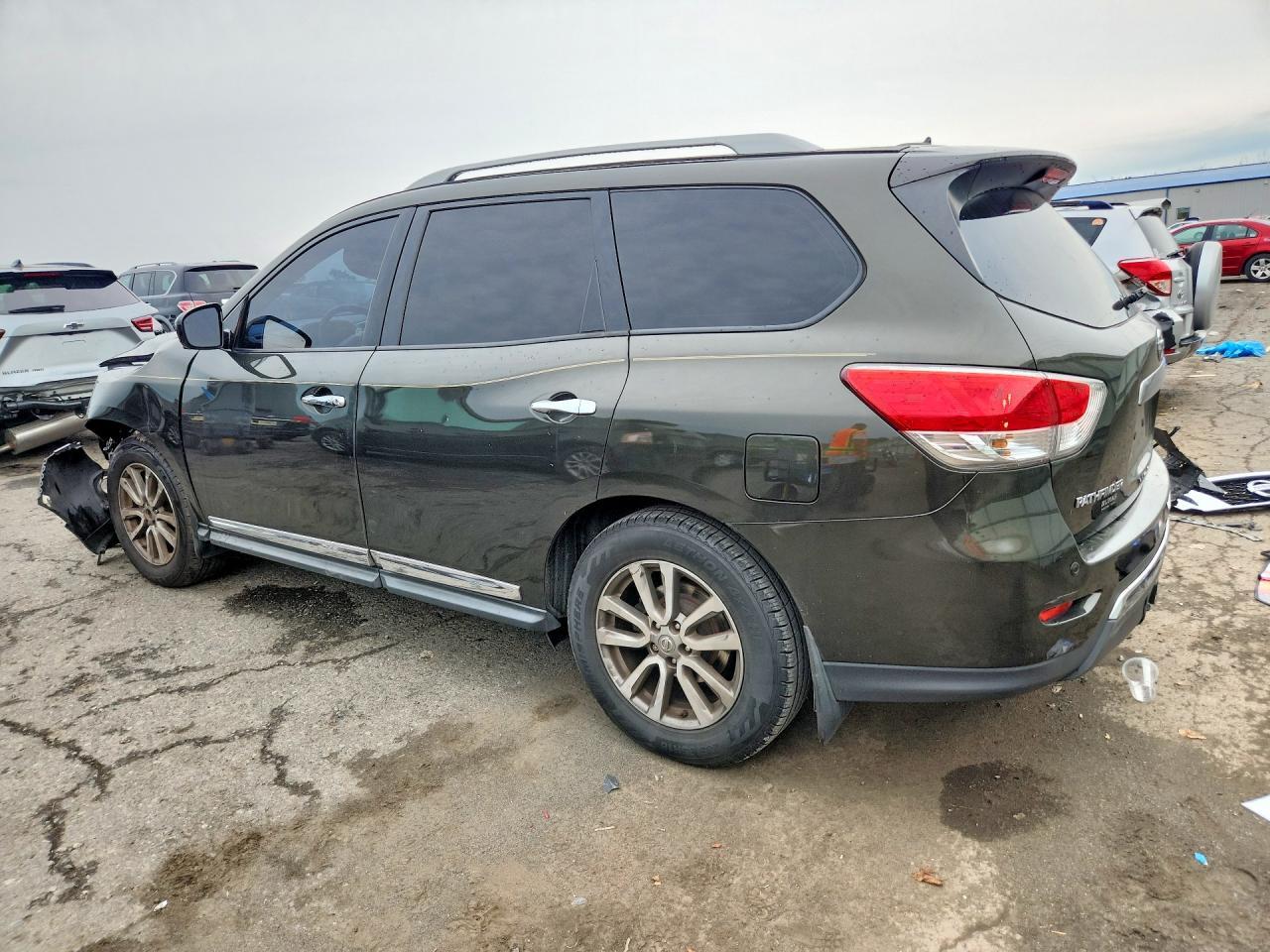 2015 NISSAN PATHFINDER SL — Фото 2 из 14