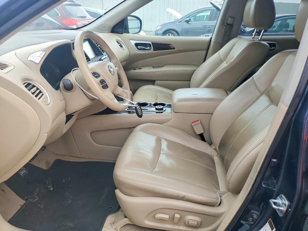 2015 NISSAN PATHFINDER SL — Фото 7 из 14