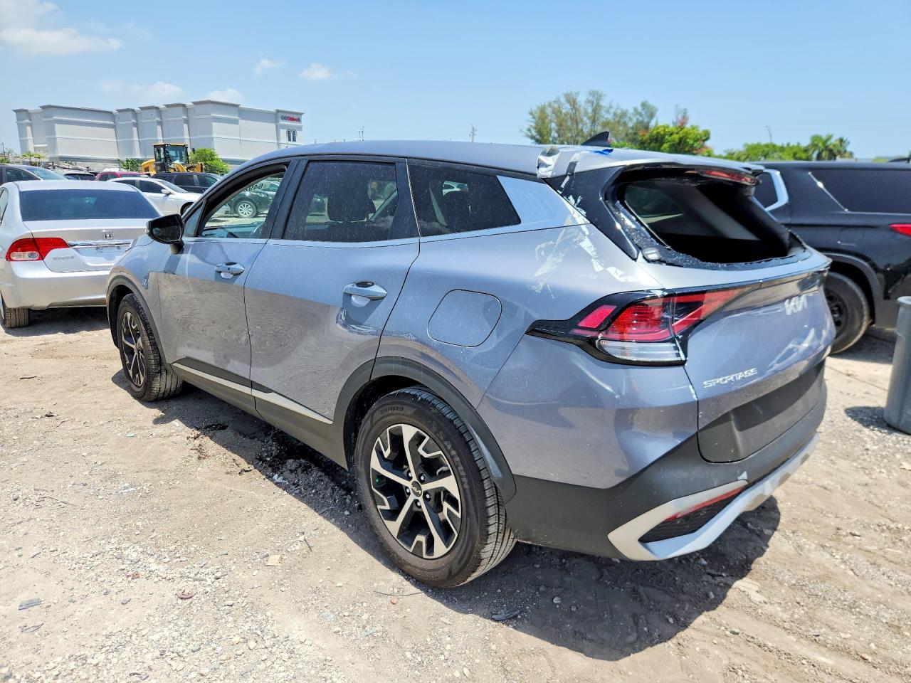 2023 KIA SPORTAGE EX — Фото 2 из 12
