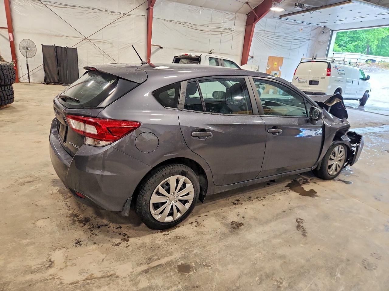 2018 SUBARU IMPREZA — Фото 3 из 13