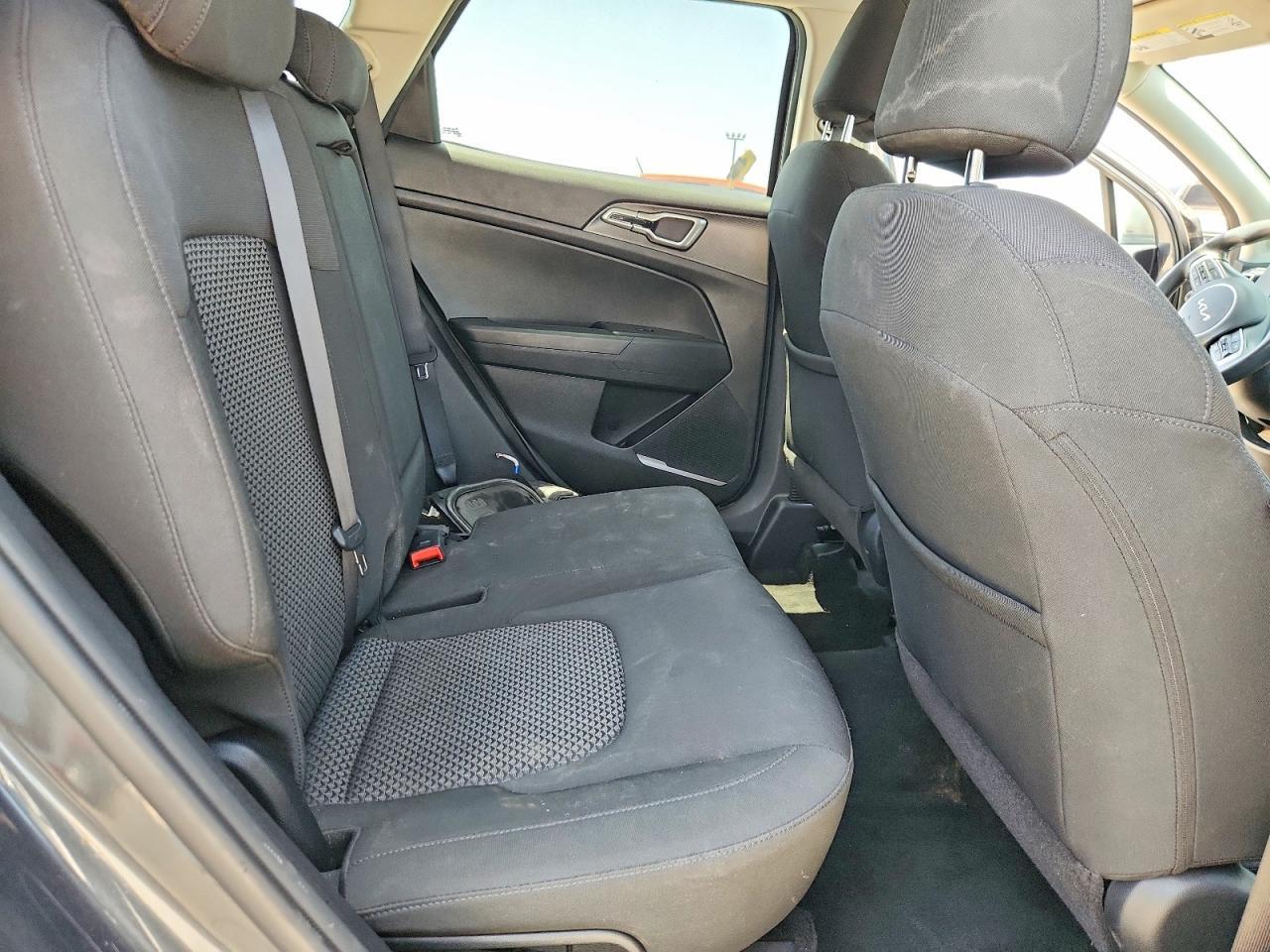 2023 KIA SPORTAGE LX — Фото 10 из 13