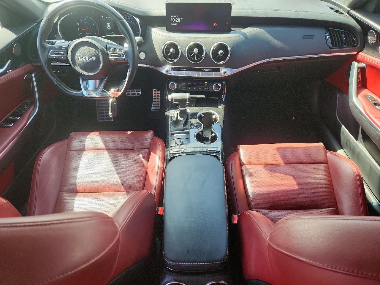 2023 KIA STINGER GT LINE — Фото 8 из 13