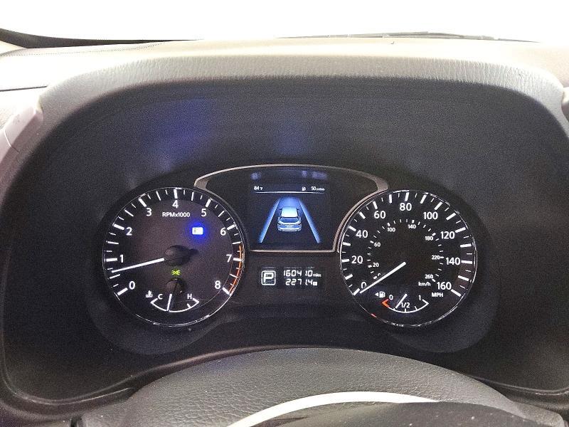 2015 NISSAN PATHFINDER S — Фото 9 из 13