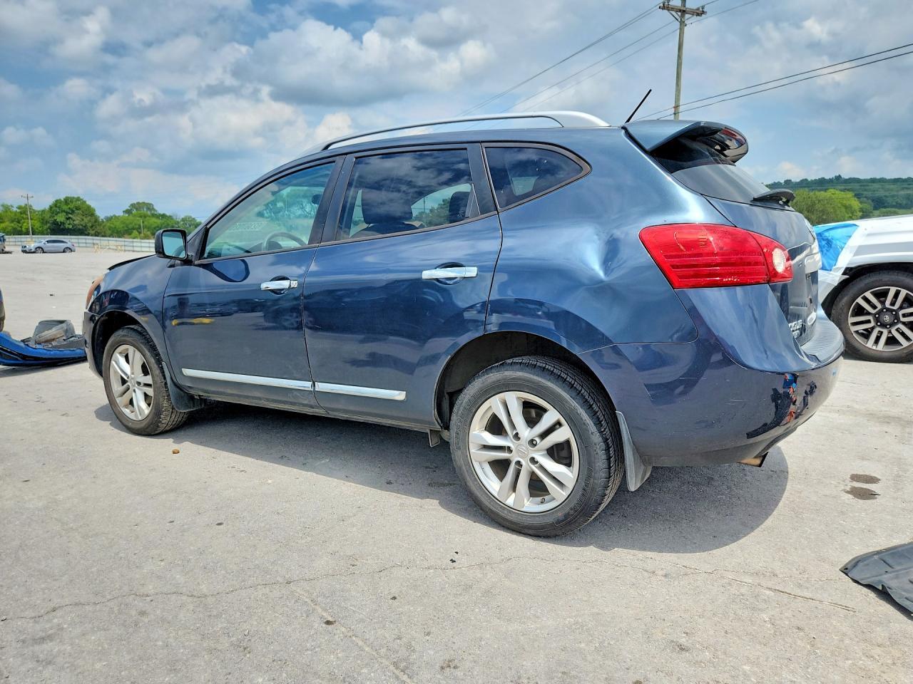 2015 NISSAN ROGUE SELECT S — Фото 2 из 14