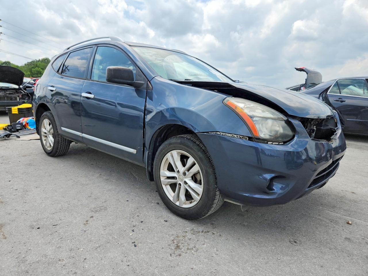 2015 NISSAN ROGUE SELECT S — Фото 4 из 14