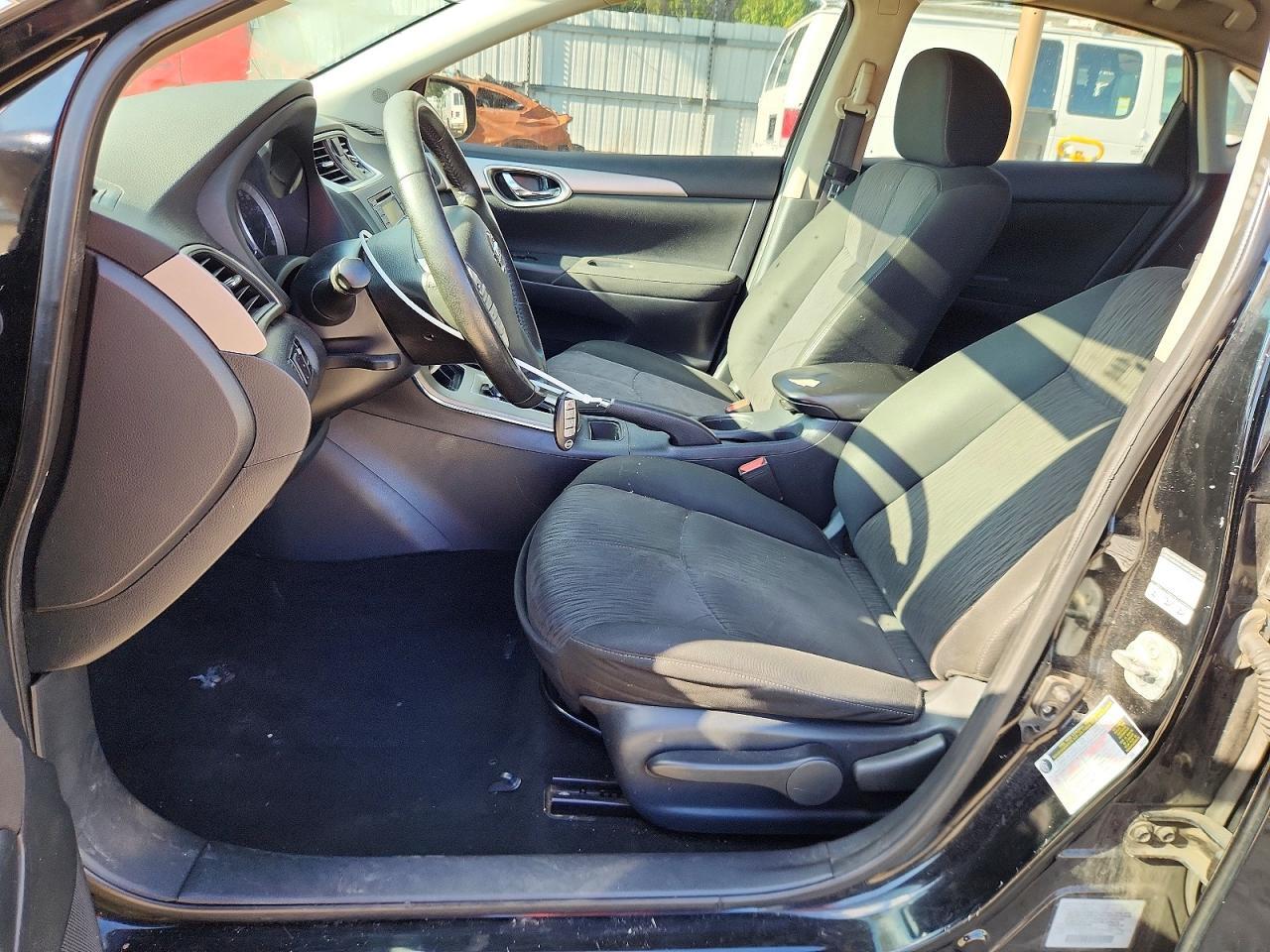 2015 NISSAN SENTRA SV — Фото 7 из 12
