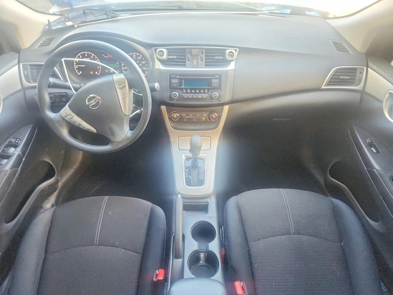 2015 NISSAN SENTRA S — Фото 8 из 12