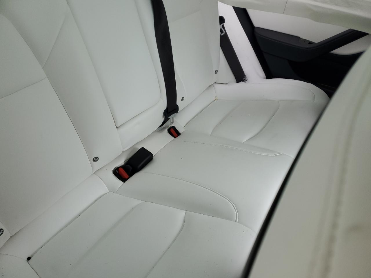 2018 TESLA MODEL 3 — Фото 10 из 11