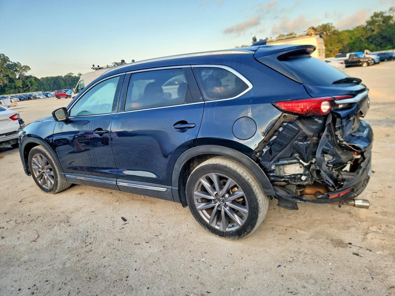 2023 MAZDA CX-9 GRAND TOURING — Фото 2 из 13