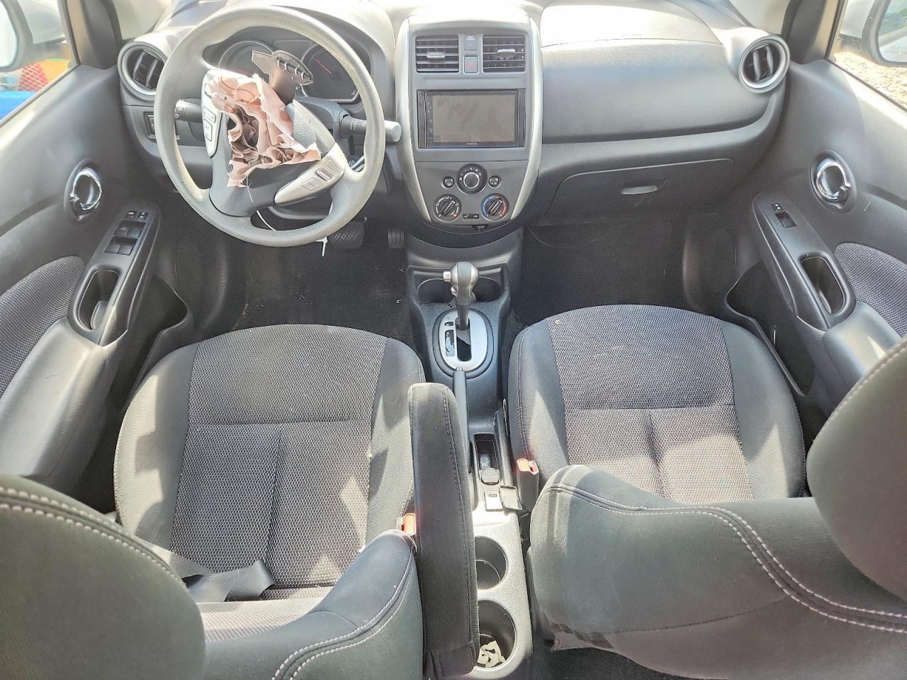 2015 NISSAN VERSA 1.6 SV — Фото 8 из 13