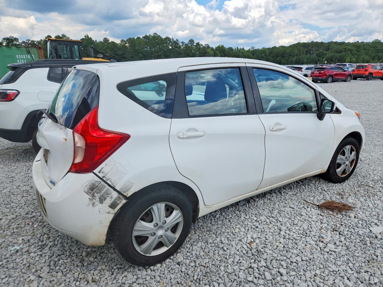 2015 NISSAN VERSA NOTE S PLUS — Фото 3 из 12