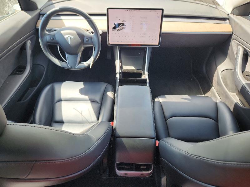 2018 TESLA MODEL 3 — Фото 8 из 12