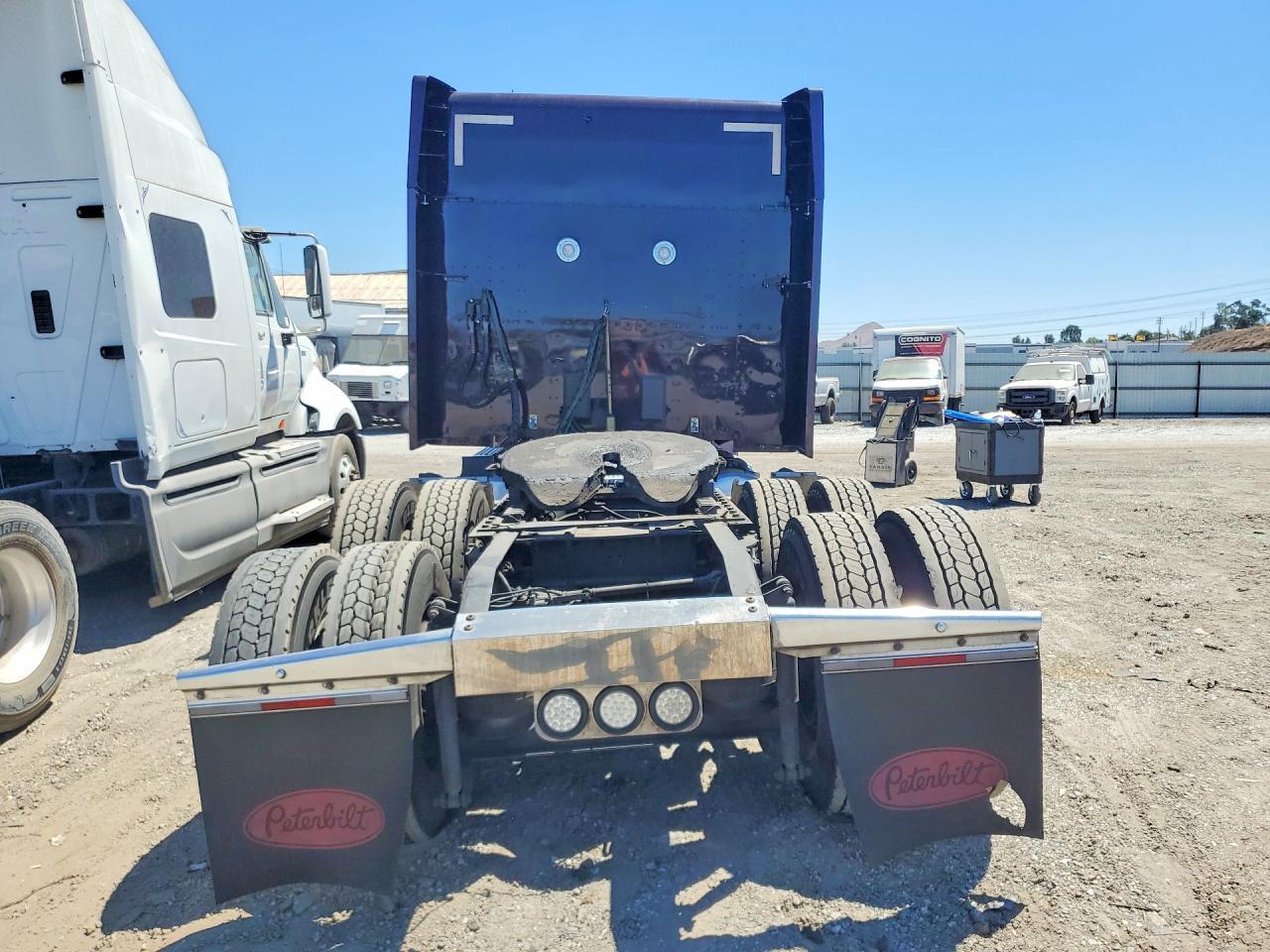 2015 PETERBILT 579 — Фото 6 из 13