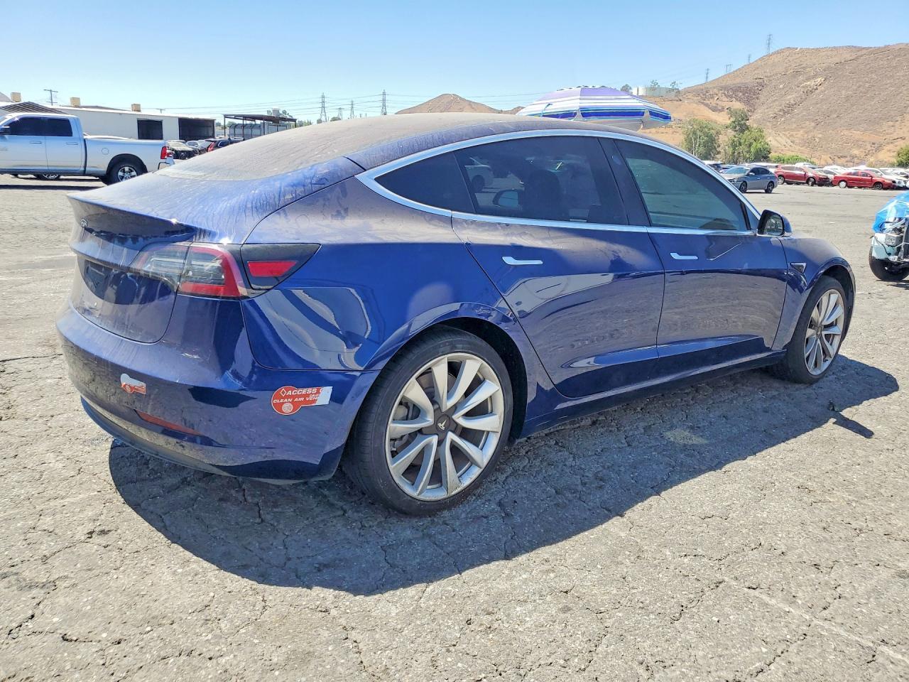 2018 TESLA MODEL 3 — Фото 3 из 12