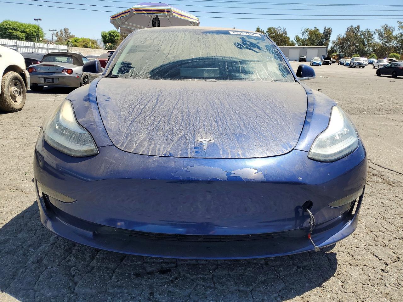2018 TESLA MODEL 3 — Фото 5 из 12