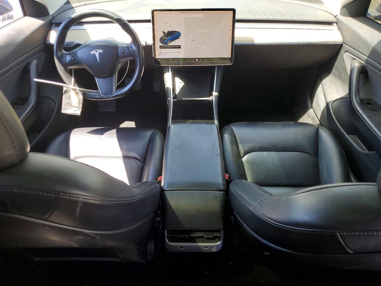 2018 TESLA MODEL 3 — Фото 8 из 12