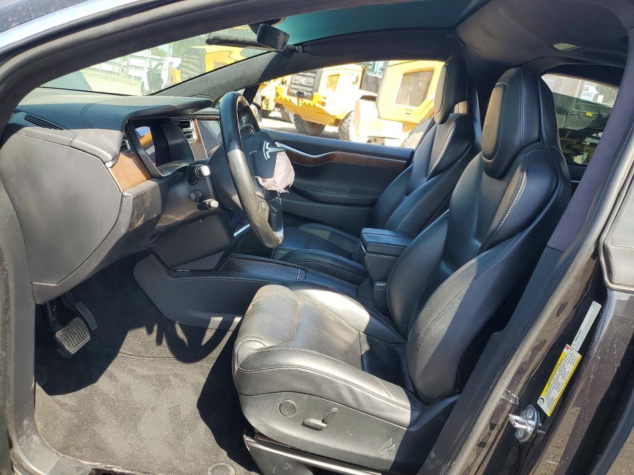 2018 TESLA MODEL X — Фото 7 из 13