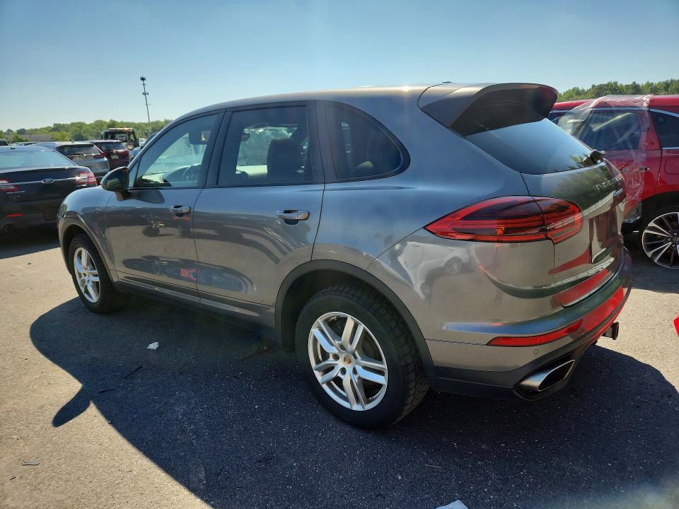 2015 PORSCHE CAYENNE — Фото 2 из 12