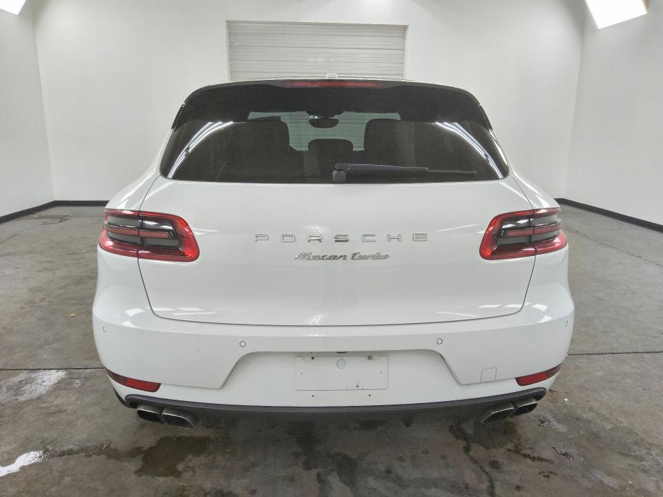 2015 PORSCHE MACAN TURBO — Фото 6 из 13