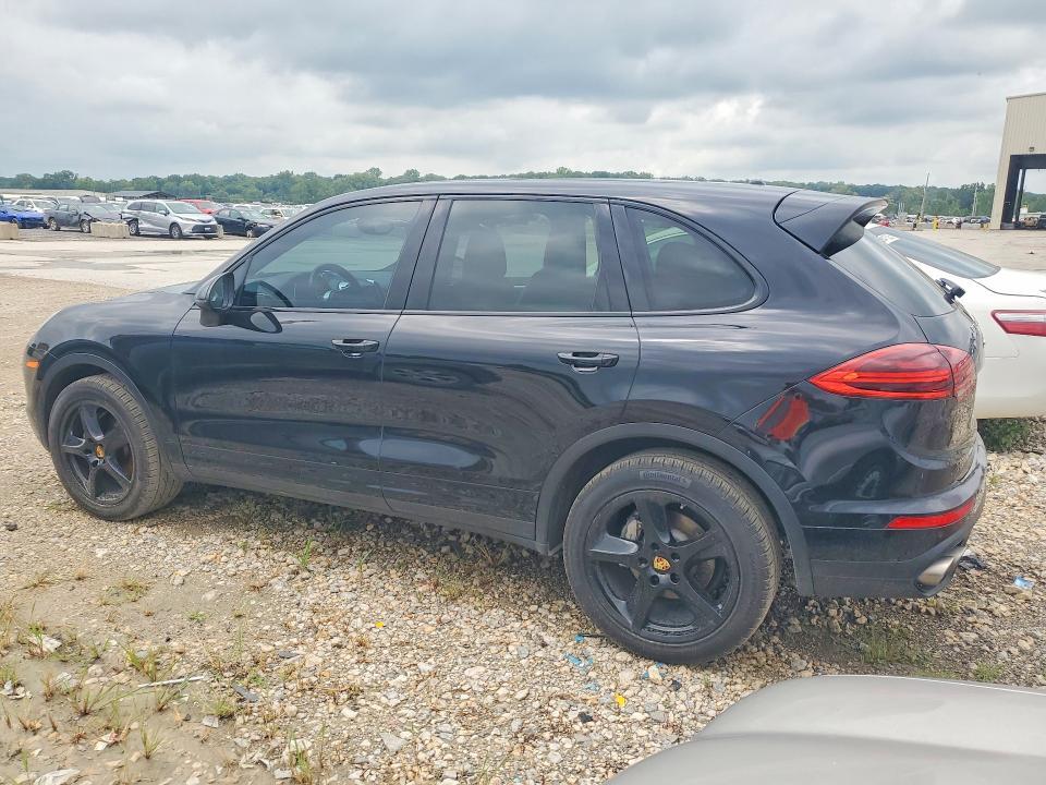 2015 PORSCHE CAYENNE S — Фото 2 из 13