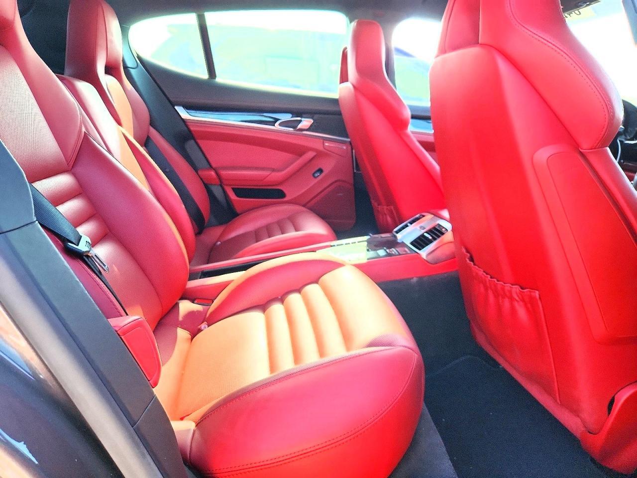 2015 PORSCHE PANAMERA TURBO — Фото 10 из 12