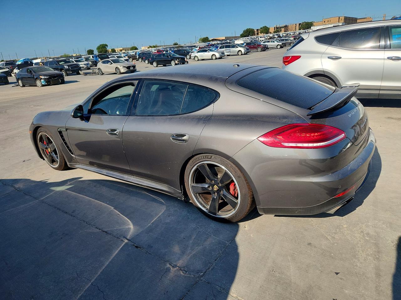 2015 PORSCHE PANAMERA TURBO — Фото 2 из 12