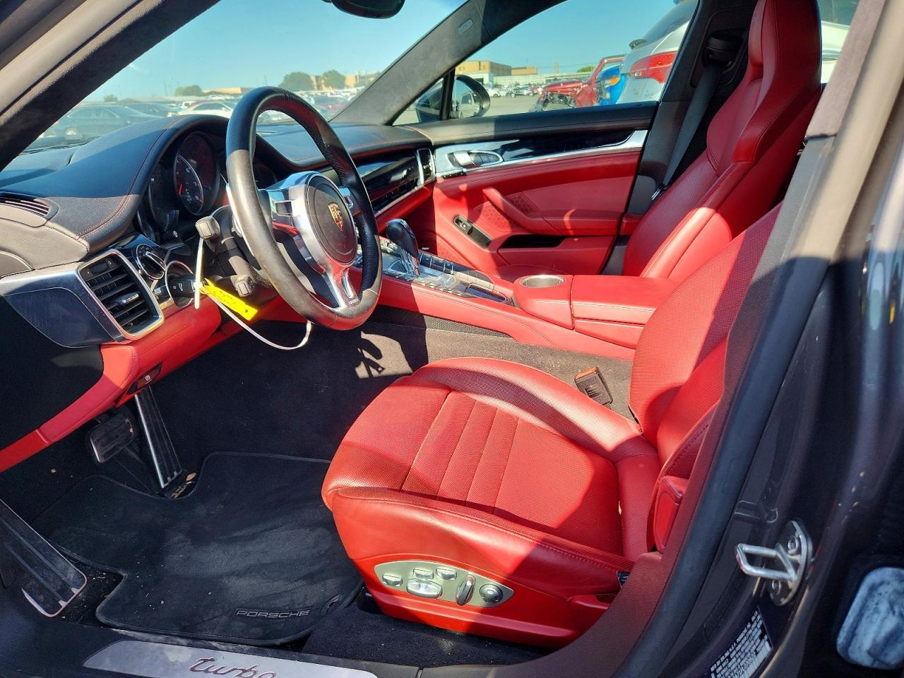 2015 PORSCHE PANAMERA TURBO — Фото 7 из 12