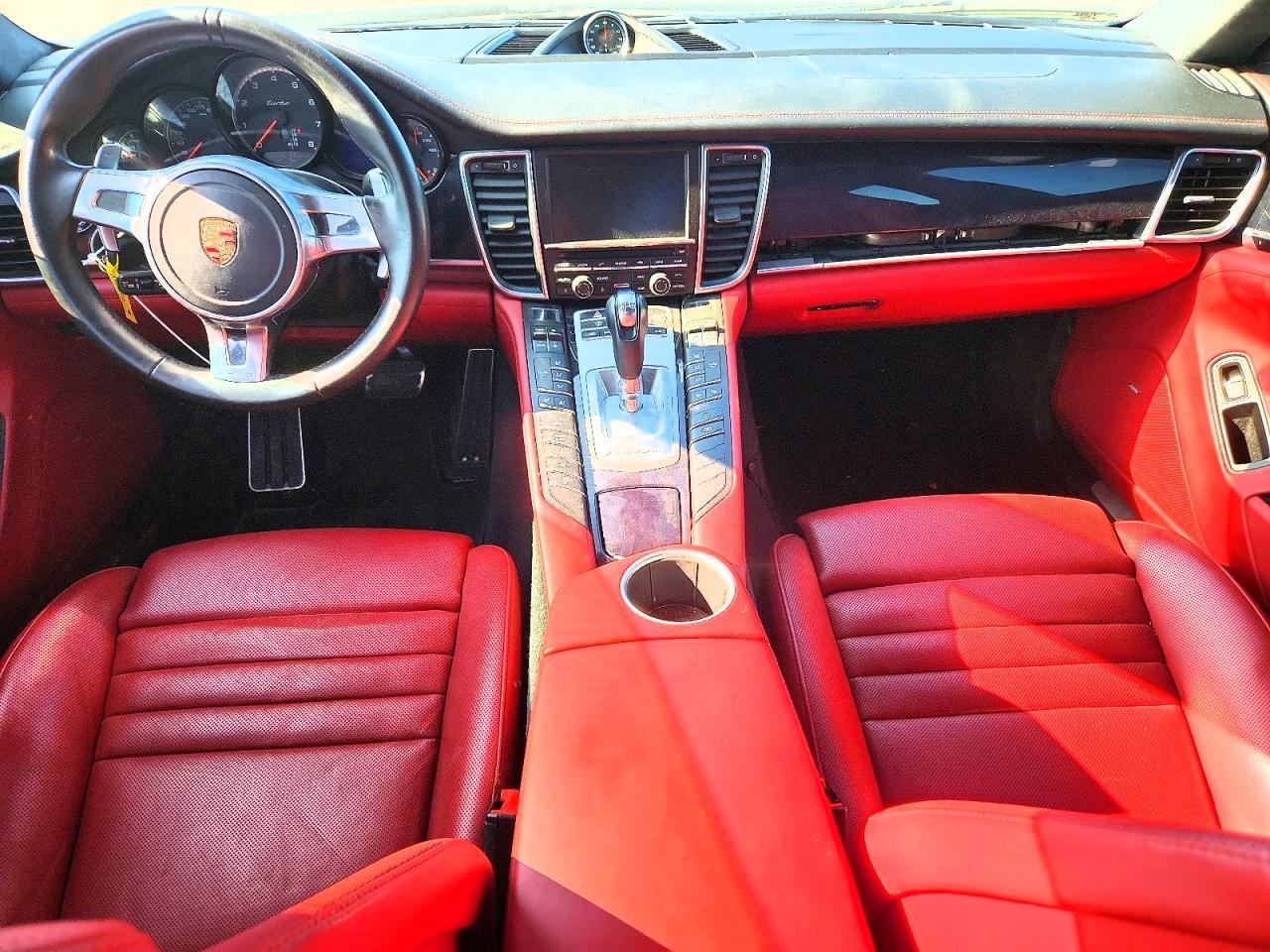 2015 PORSCHE PANAMERA TURBO — Фото 8 из 12