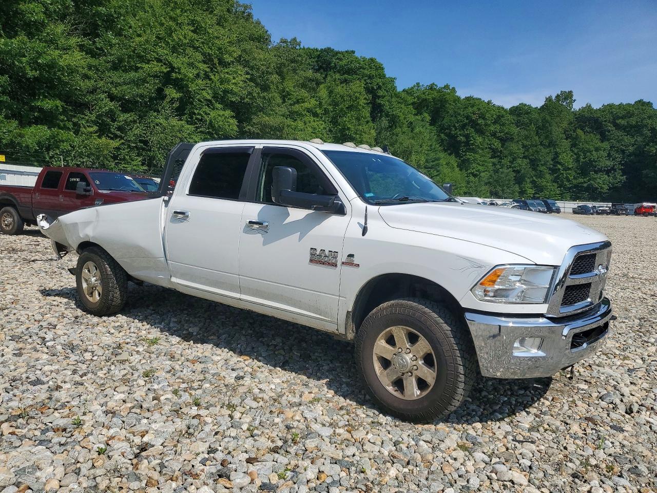 2015 RAM 3500 SLT — Фото 4 из 13