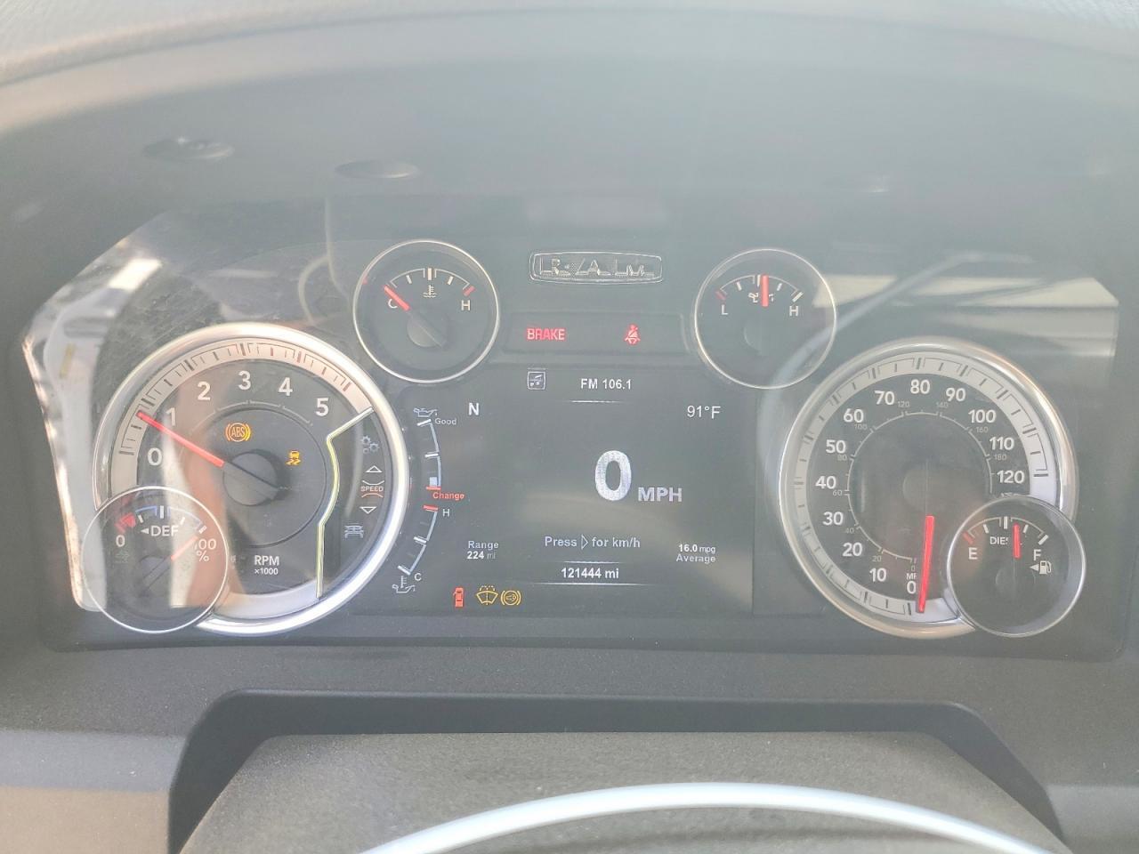 2015 RAM 3500 SLT — Фото 9 из 13