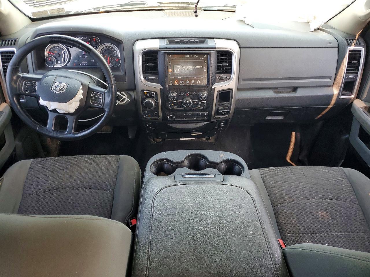 2015 RAM 1500 SLT — Фото 8 из 12