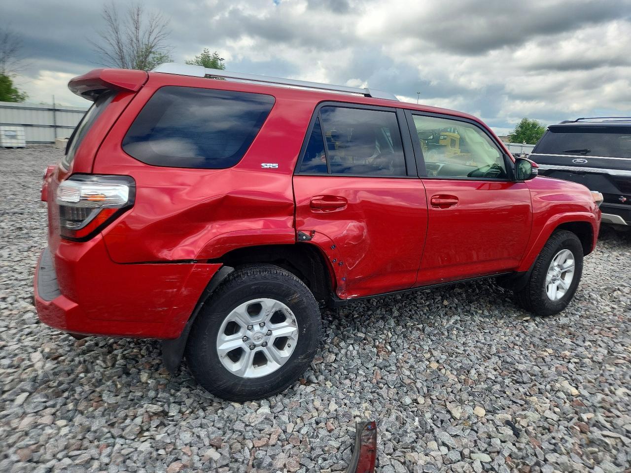 2018 TOYOTA 4RUNNER SR5 PREMIUM — Фото 3 из 14